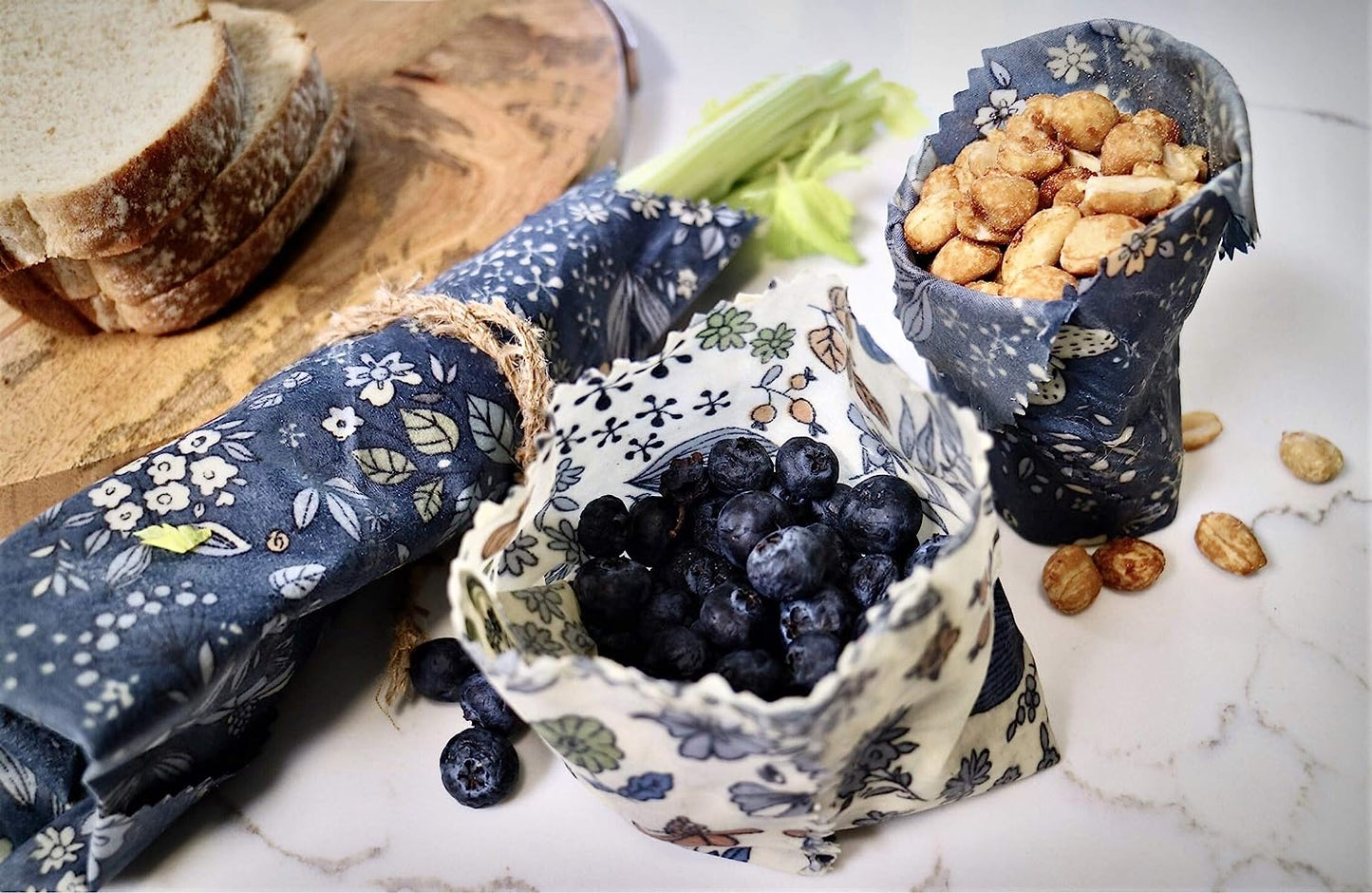 Reusable Beeswax Wraps 4-pack with Produce bag and 2 Beeswax bars